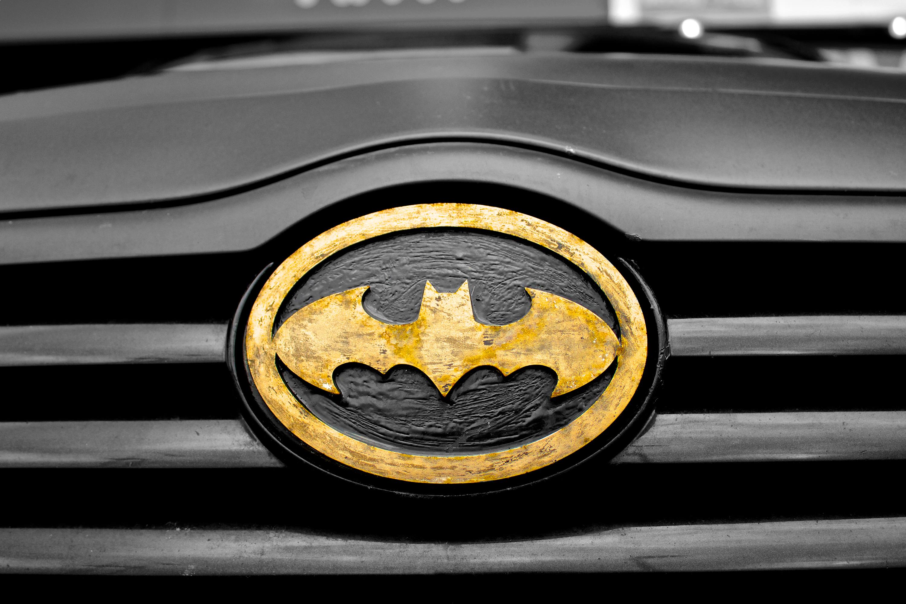 car-superhero-symbol-batman